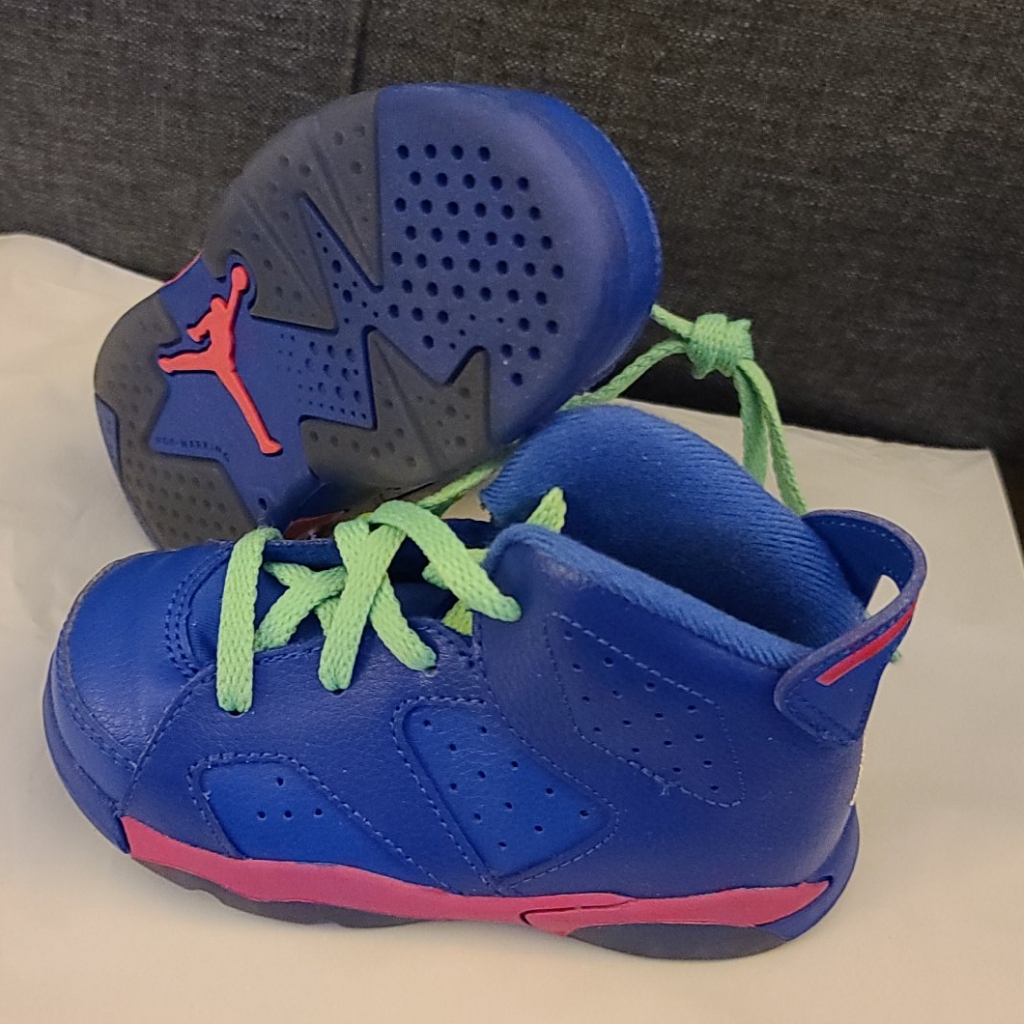 Air Jordan Size 7c Preowned Worn Once
